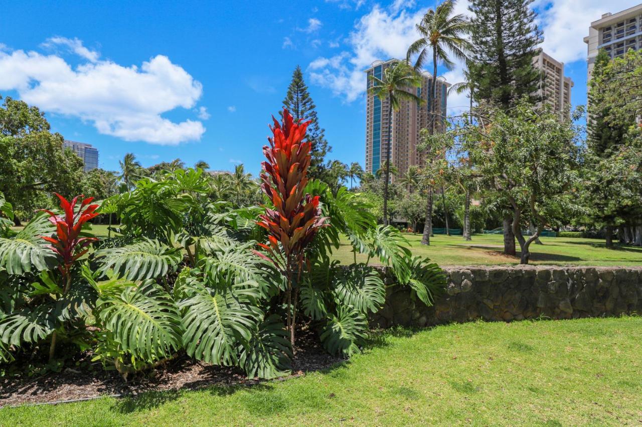 Apartments At Palms Waikiki โฮโนลูลู ภายนอก รูปภาพ